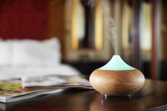 Is a cool mist humidifier good for pneumonia?